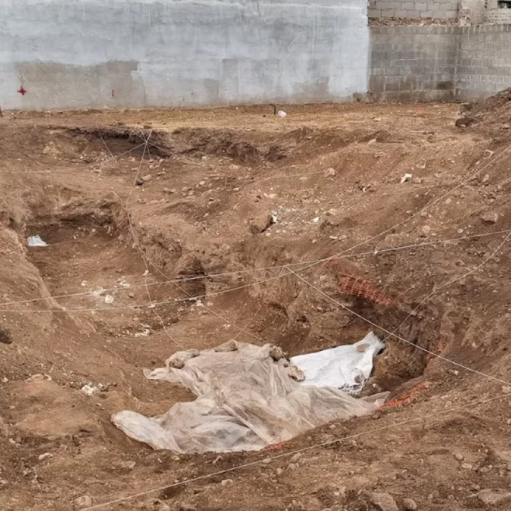 Encontraron una fosa con más de 20 cadáveres cerca de un ex centro clandestino en Córdoba Encontraron una fosa con más de 20 cadáveres cerca de un ex centro clandestino en Córdoba