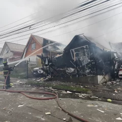 Una casa explotó por una fuga de gas: una mujer murió y nueve viviendas resultaron dañadas