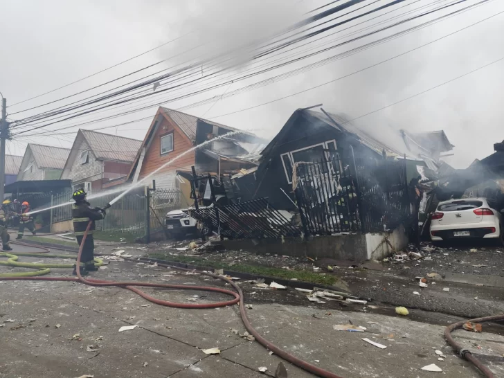 Una casa explotó por una fuga de gas: una mujer murió y nueve viviendas resultaron dañadas