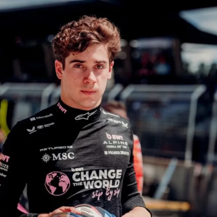 Franco Colapinto habló sobre los rumores de su posible salida de Alpine tras explicar el accidente en Gran Bretaña Franco Colapinto habló sobre los rumores de su posible salida de Alpine tras explicar el accidente en Gran Bretaña