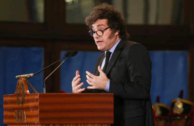 Milei, sobre los proyectos que aprobó el Senado: “Vamos a vetar y si se cae el veto, vamos a judicializar”