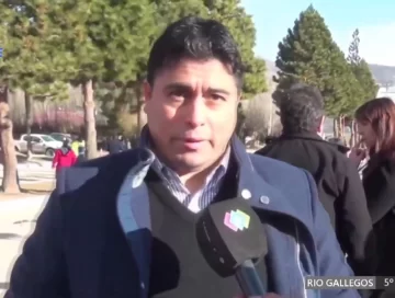 Gobernador Claudio Vidal: “No cuestiono la decisión nacional, observo con preocupación y trato de ocuparme” Gobernador Claudio Vidal: “No cuestiono la decisión nacional, observo con preocupación y trato de ocuparme”