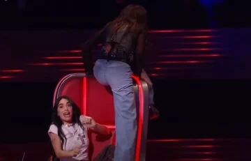 Picante cruce entre Soledad Pastorutti y Lali Espósito en La Voz Argentina: “Le tengo un miedo” Picante cruce entre Soledad Pastorutti y Lali Espósito en La Voz Argentina: “Le tengo un miedo”