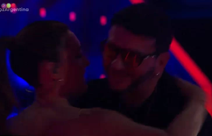 El riogalleguense &#8220;Lucho&#8221; González ganó su primera batalla en La Voz Argentina y avanzó a los Knockouts