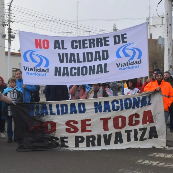 Senadores derogaron varios decretos entre los que se encontraba la disolución de Vialidad Nacional Senadores derogaron varios decretos entre los que se encontraba la disolución de Vialidad Nacional