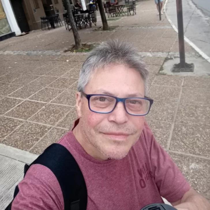 Dolor por la partida de Marcelo Rosales, conocido farmacéutico que se descompensó y murió: “Se ganó el afecto de todos” Dolor por la partida de Marcelo Rosales, conocido farmacéutico que se descompensó y murió: “Se ganó el afecto de todos”