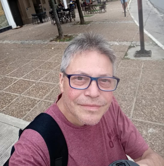 Dolor por la partida de Marcelo Rosales, conocido farmacéutico que se descompensó y murió: “Se ganó el afecto de todos”