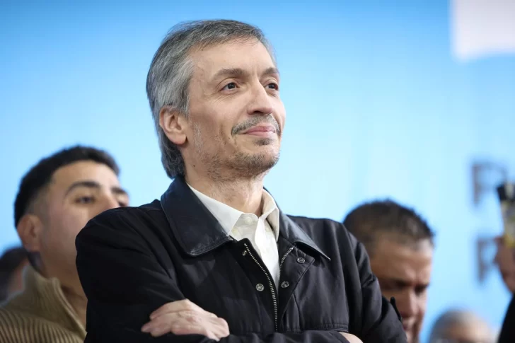 Máximo Kirchner calificó de “cobarde” a Milei por burlarse de Néstor Kirchner y cargó contra Peter Lamelas