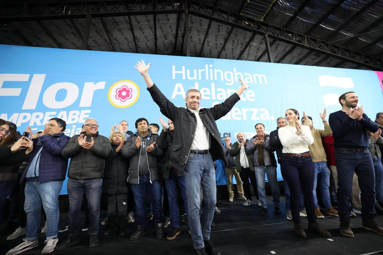 Máximo Kirchner calificó de “cobarde” a Milei por burlarse de Néstor Kirchner y cargó contra Peter Lamelas