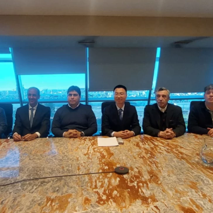 Vidal, Francos, Enarsa y Gezhouba anunciaron la reactivación de represas