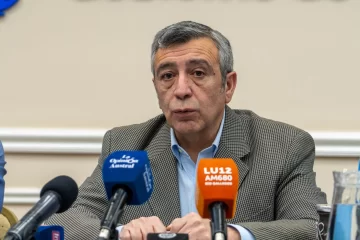 Jaime Álvarez: “YPF va a continuar ocupándose de los pasivos ambientales y del abandono de pozos” Jaime Álvarez: “YPF va a continuar ocupándose de los pasivos ambientales y del abandono de pozos”