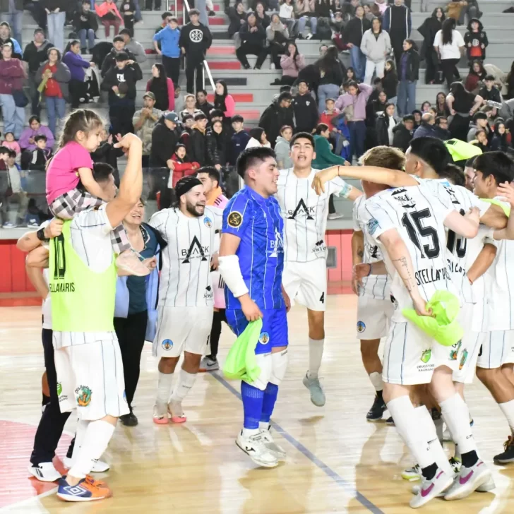 Stella Maris campeón de Fútbol de Salón en El Calafate Stella Maris campeón de Fútbol de Salón en El Calafate