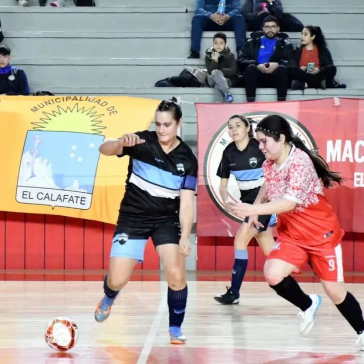 El fútbol de salón femenino de El Calafate en su etapa final