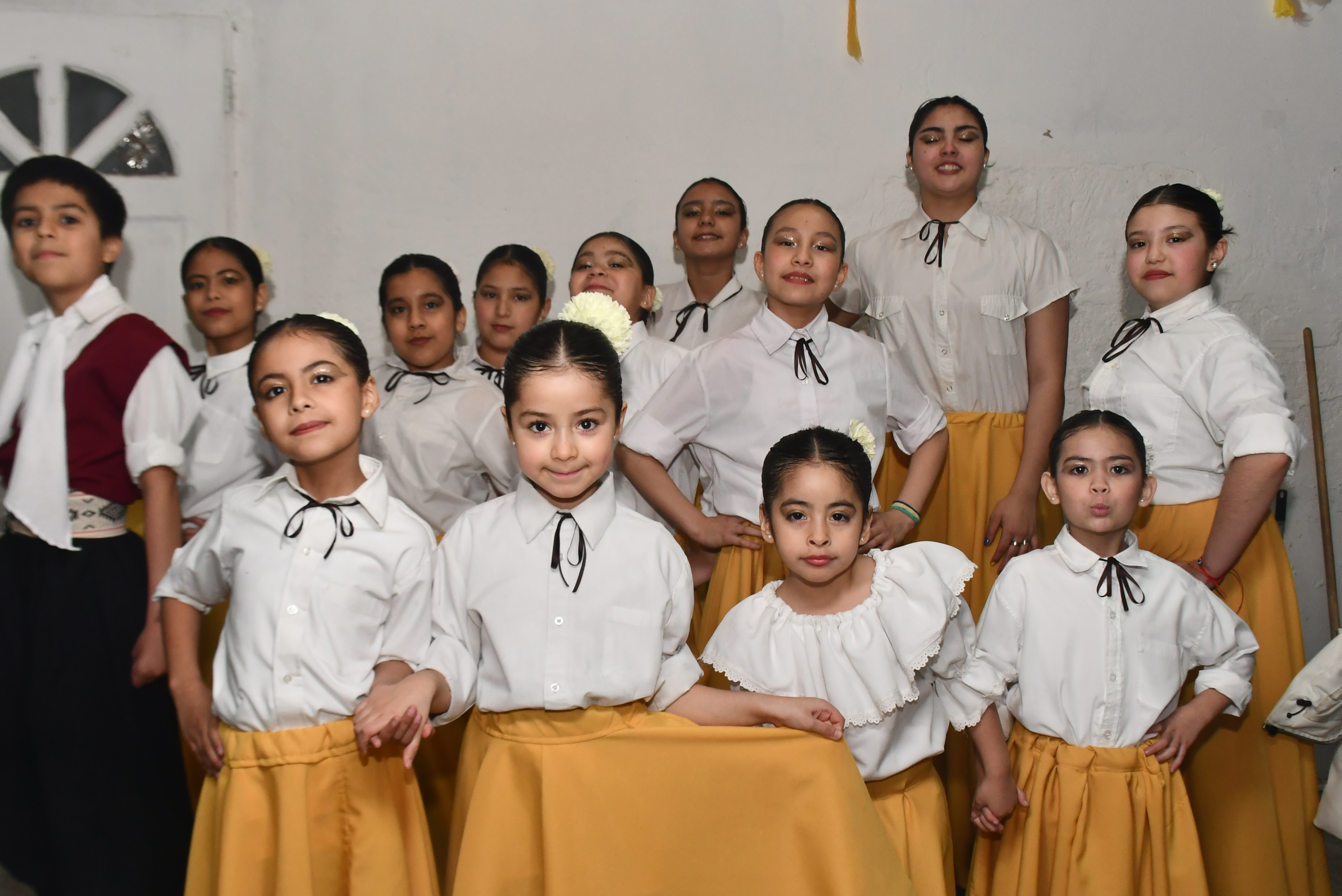  Ballet Folclórico Del Carmen. FOTO: JOSÉ SILVA / LA OPINION AUSTRAL