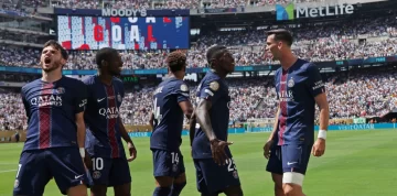 PSG aplastó al Real Madrid y jugará la final del Mundial de Clubes ante Chelsea PSG aplastó al Real Madrid y jugará la final del Mundial de Clubes ante Chelsea