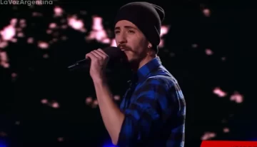 Santacruceño la rompió en La Voz Argentina con un clásico del rock nacional Santacruceño la rompió en La Voz Argentina con un clásico del rock nacional