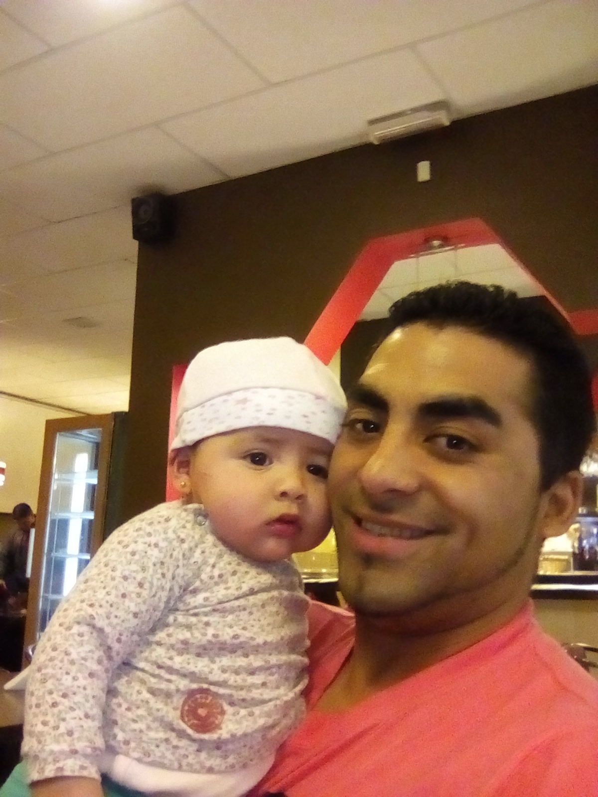  Walter tiene una hija que hoy tiene 7 años.