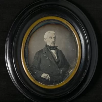 El retrato parisino de San Martín, inmortalizado en daguerrotipo