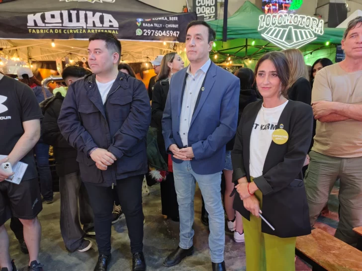 Grasso en la Expo Turismo de Comodoro: “Trabajamos para reactivar la actividad que cayó un 60%”