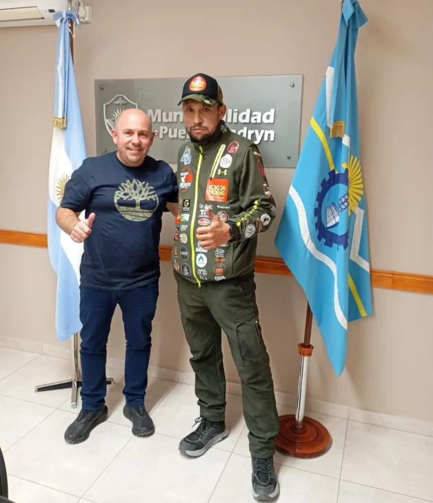  El peregrino fue recibido por el Intendente Gustavo Sastre en Puerto Madryn