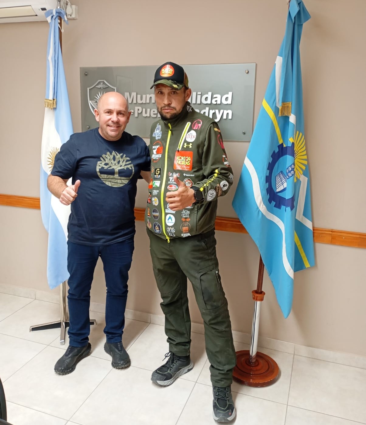  El peregrino fue recibido por el Intendente Gustavo Sastre en Puerto Madryn