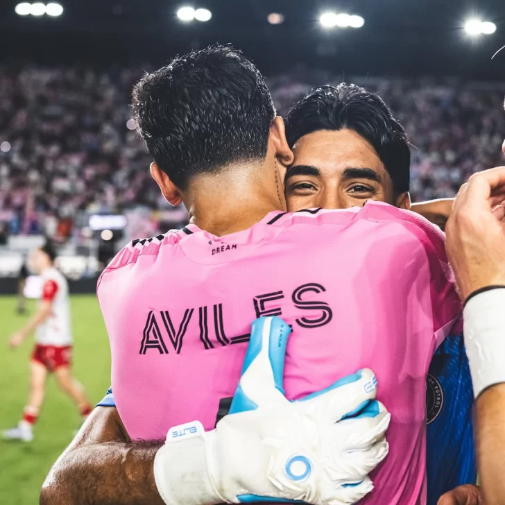 Toto Avilés volvió a sumar minutos en Inter Miami: firme ingreso y victoria por penales ante Necaxa en la Leagues Cup Toto Avilés volvió a sumar minutos en Inter Miami: firme ingreso y victoria por penales ante Necaxa en la Leagues Cup