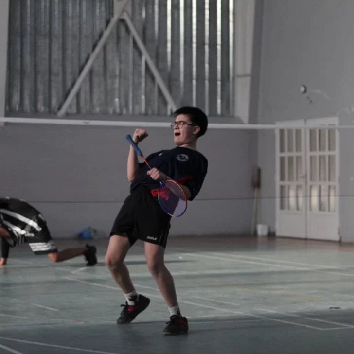 Santa Cruz definió a sus representantes en bádminton para los Juegos Evita nacionales Santa Cruz definió a sus representantes en bádminton para los Juegos Evita nacionales