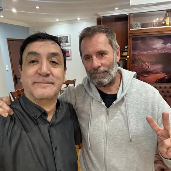 “Trabajador, sencillo, religioso y peronista”, así saludó Pablo Grasso la candidatura de Juan Carlos Molina en “Fuerza Santacruceña” “Trabajador, sencillo, religioso y peronista”, así saludó Pablo Grasso la candidatura de Juan Carlos Molina en “Fuerza Santacruceña”