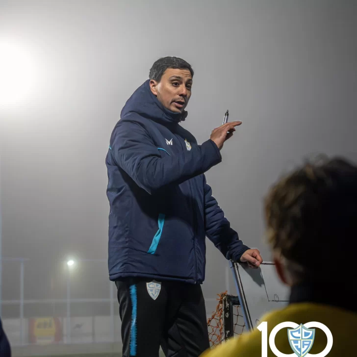 “Hispano quiere ser protagonista”: el “Celeste” afina la pretemporada con refuerzos, idea de juego y foco en el Centenario “Hispano quiere ser protagonista”: el “Celeste” afina la pretemporada con refuerzos, idea de juego y foco en el Centenario