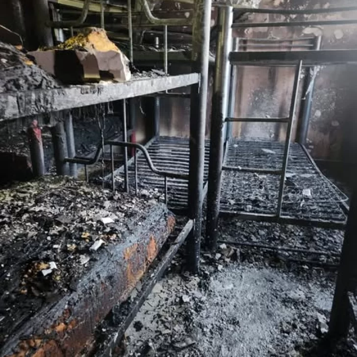 Un colchón y un calefactor provocaron un principio de incendio en un albergue deportivo Un colchón y un calefactor provocaron un principio de incendio en un albergue deportivo