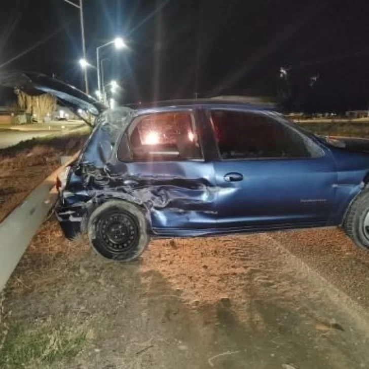 Una joven de 20 años sufrió graves lesiones tras impactar contra el guardarraíl Una joven de 20 años sufrió graves lesiones tras impactar contra el guardarraíl