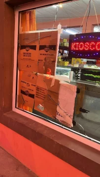 Ola de robos en El Calafate alarma a comerciantes y vecinos: exigen medidas urgentes de seguridad Ola de robos en El Calafate alarma a comerciantes y vecinos: exigen medidas urgentes de seguridad