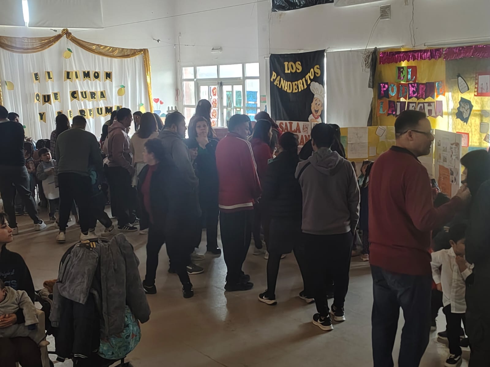  la feria de ciencias infantil del Jardín 55 convocó a padres, docentes de los distintos jardines de infantes de Las Heras y a más de 600 alumnos del nivel inicial.