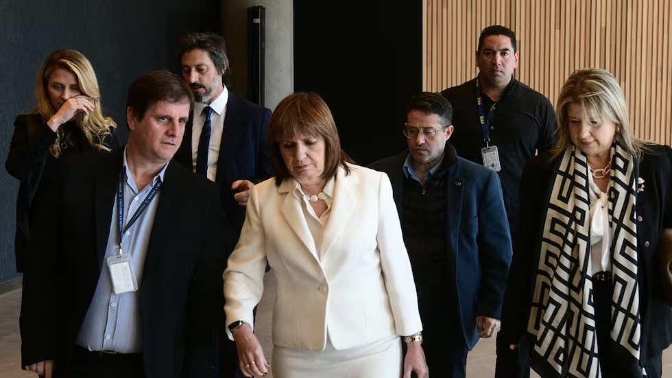  La ministra de Seguridad, Pattricia Bullrich participó de un almuerzo en la Bolsa de Comercio de Córdoba.