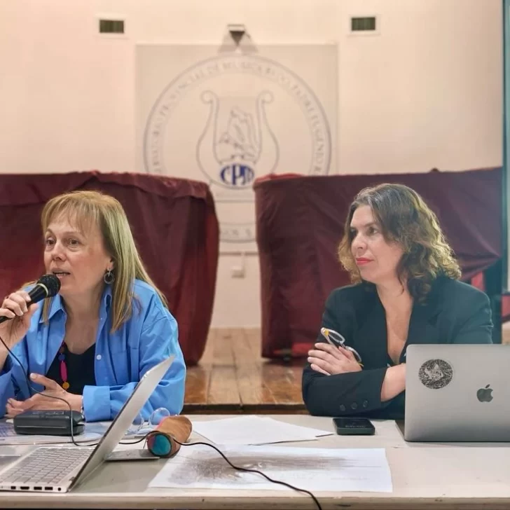 Patricia Viel y Claudia Ferreto proponen “Una posible Historia del Arte en Santa Cruz”