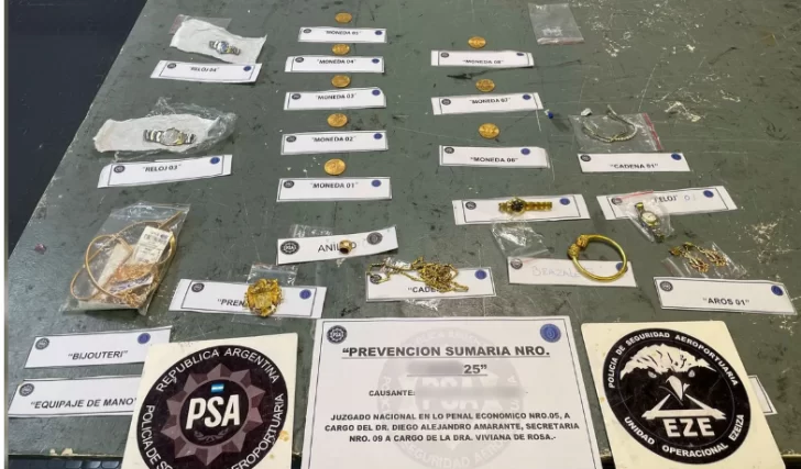 Cayó una azafata de Aerolíneas Argentinas por contrabandear relojes, celulares y joyas