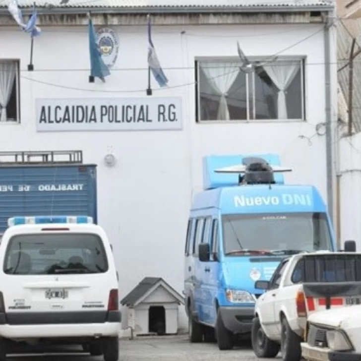 Servicio Penitenciario secuestró marihuana y celulares en una cárcel de Río Gallegos Servicio Penitenciario secuestró marihuana y celulares en una cárcel de Río Gallegos