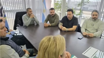 Intendentes y gremios exigen que el empleo sea exclusivo para santacruceños Intendentes y gremios exigen que el empleo sea exclusivo para santacruceños