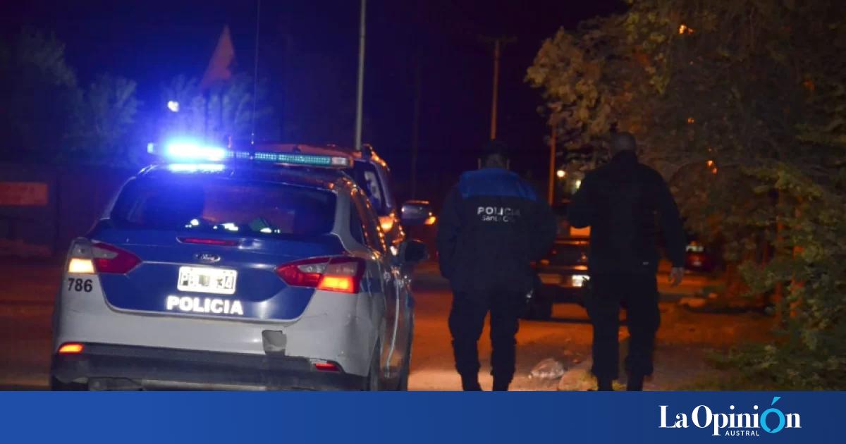 Lo fueron a buscar a la casa de su madre, lo emboscaron e intentaron matarlo de un disparo en el rostro · Examedia