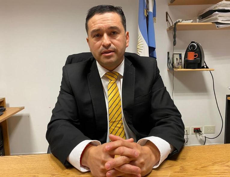  Gabriel Contreras, el juez que ordenó los allanamientos. (FOTO: TAMARA MORENO/LA OPINIÓN AUSTRAL)