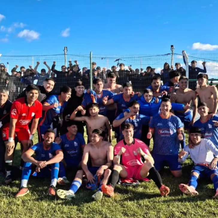 José Chacón, campeón con la CAI: “Una alegría inmensa volver y coronar después de 17 años” José Chacón, campeón con la CAI: “Una alegría inmensa volver y coronar después de 17 años”