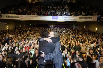 Javier y Karina Milei se pronunciaron en Junín: “Kirchnerismo nunca más” Javier y Karina Milei se pronunciaron en Junín: “Kirchnerismo nunca más”
