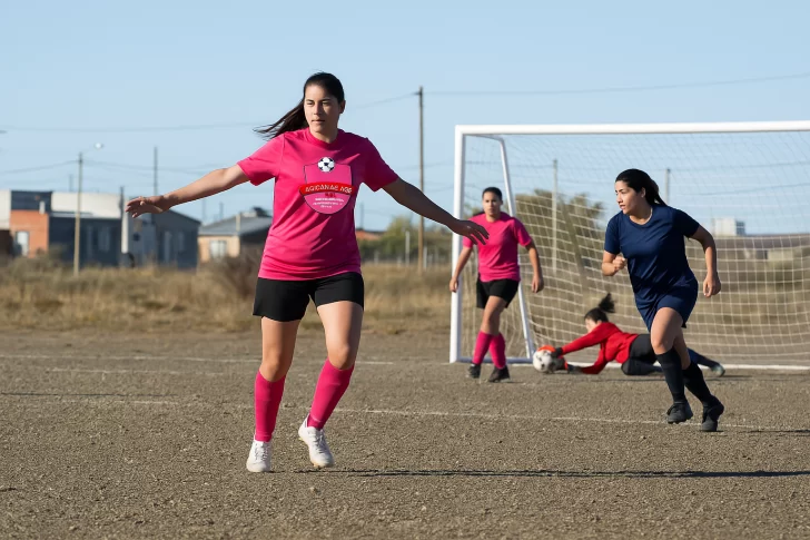 La junta vecinal del barrio 499 busca jugadoras para el equipo Arcanas