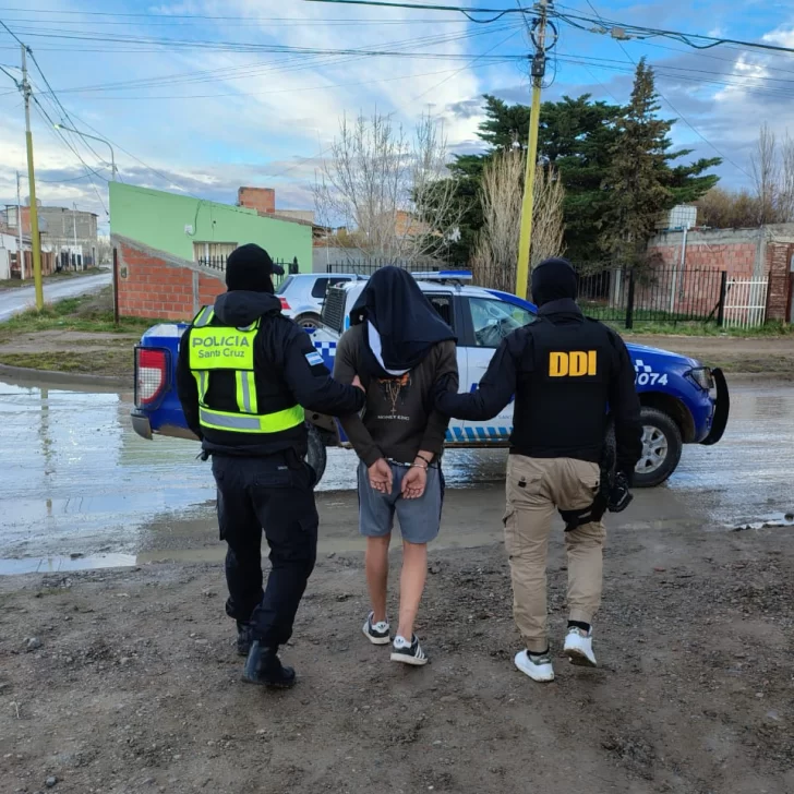 Tras ataque que dejó a un hombre en terapia intensiva, secuestran elementos robados en allanamientos Tras ataque que dejó a un hombre en terapia intensiva, secuestran elementos robados en allanamientos