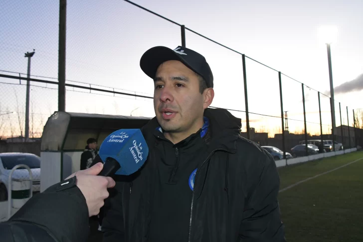  Esteban Arias habló con La Opinión Austral.