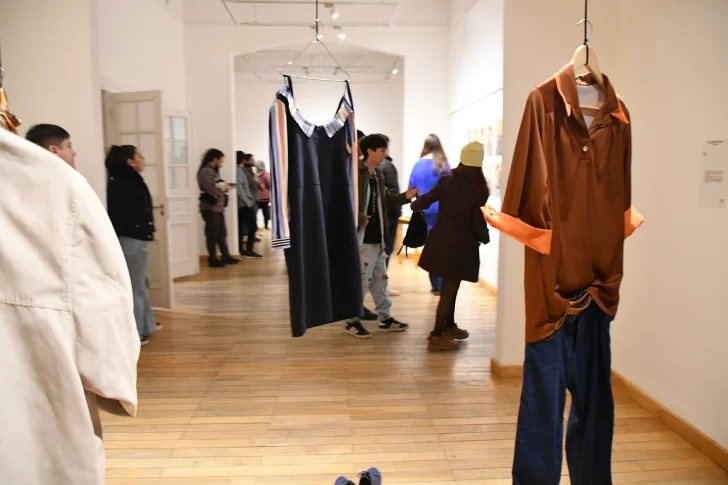  En la exposición se puede conocer la obra de teatro desde otro punto de vista. Foto: José Silva/La Opinión Austral