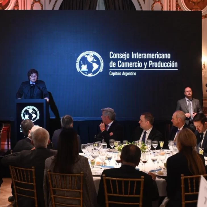 Milei sobre Lomas de Zamora: “Ni la gente mastica vidrio ni nos vamos a dejar amedrentar con estas acciones cobardes” Milei sobre Lomas de Zamora: “Ni la gente mastica vidrio ni nos vamos a dejar amedrentar con estas acciones cobardes”