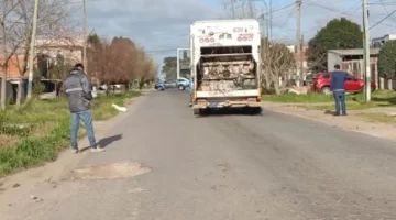 Conmoción en La Plata: camión de residuos atropelló y mató a un hombre de 83 años Conmoción en La Plata: camión de residuos atropelló y mató a un hombre de 83 años