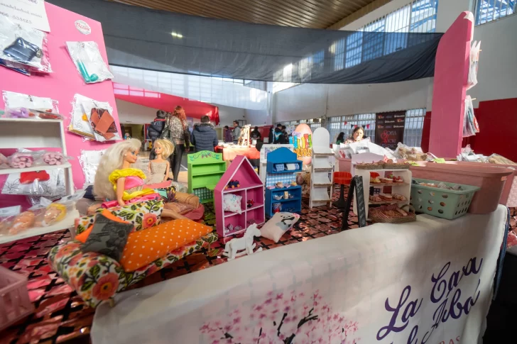 FERIA-DEL-LIBRO-MUNICIPAL-2025-2-728x485