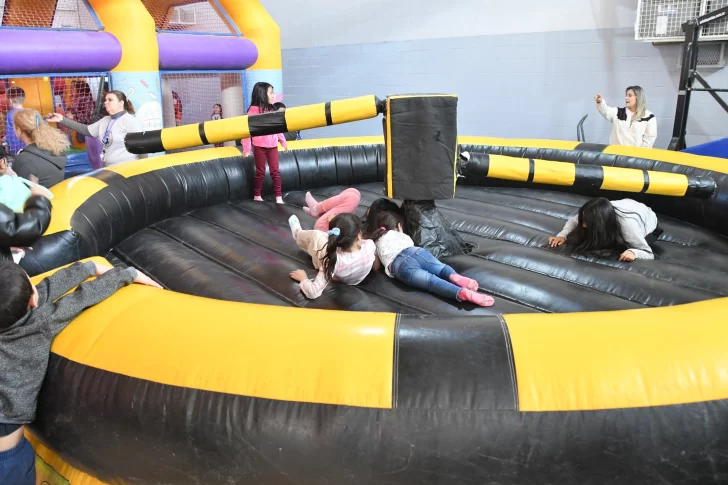  Los más pequeños compartieron una divertida tarde en el 